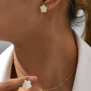 Gold Necklace earrings set Dainty white flower stainless steel 💖2/$30